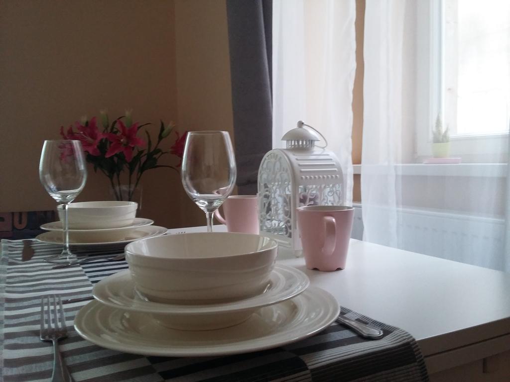 Apartment Vltavska B Praha Bagian luar foto
